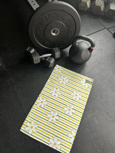 Load image into Gallery viewer, Daisy Stripe Gym Towel