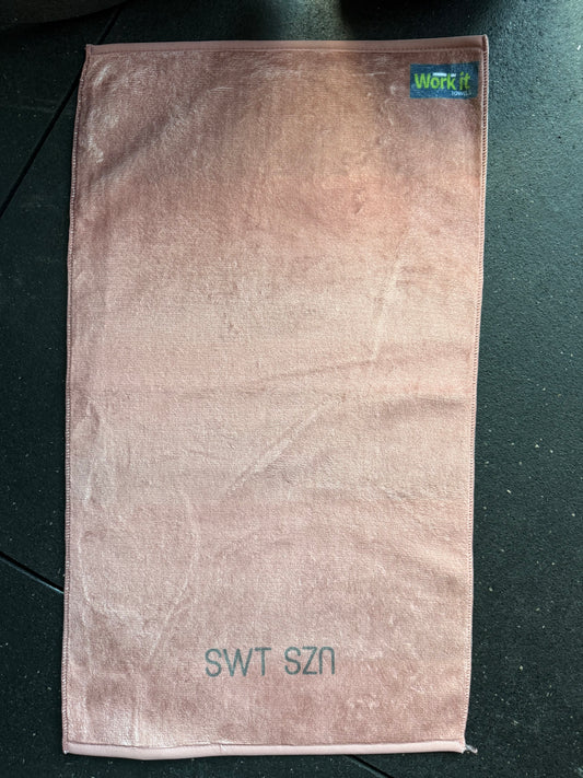 Chestnut SWT SZN premium gym towel